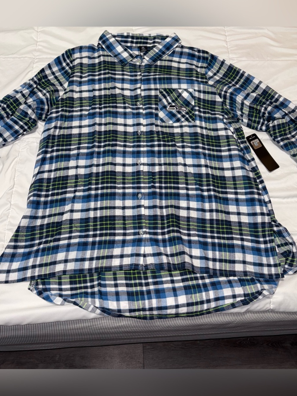 NWT! Seattle Seahawks Team Apparel Women Sleepshirt Plaid NFL Logo XXL